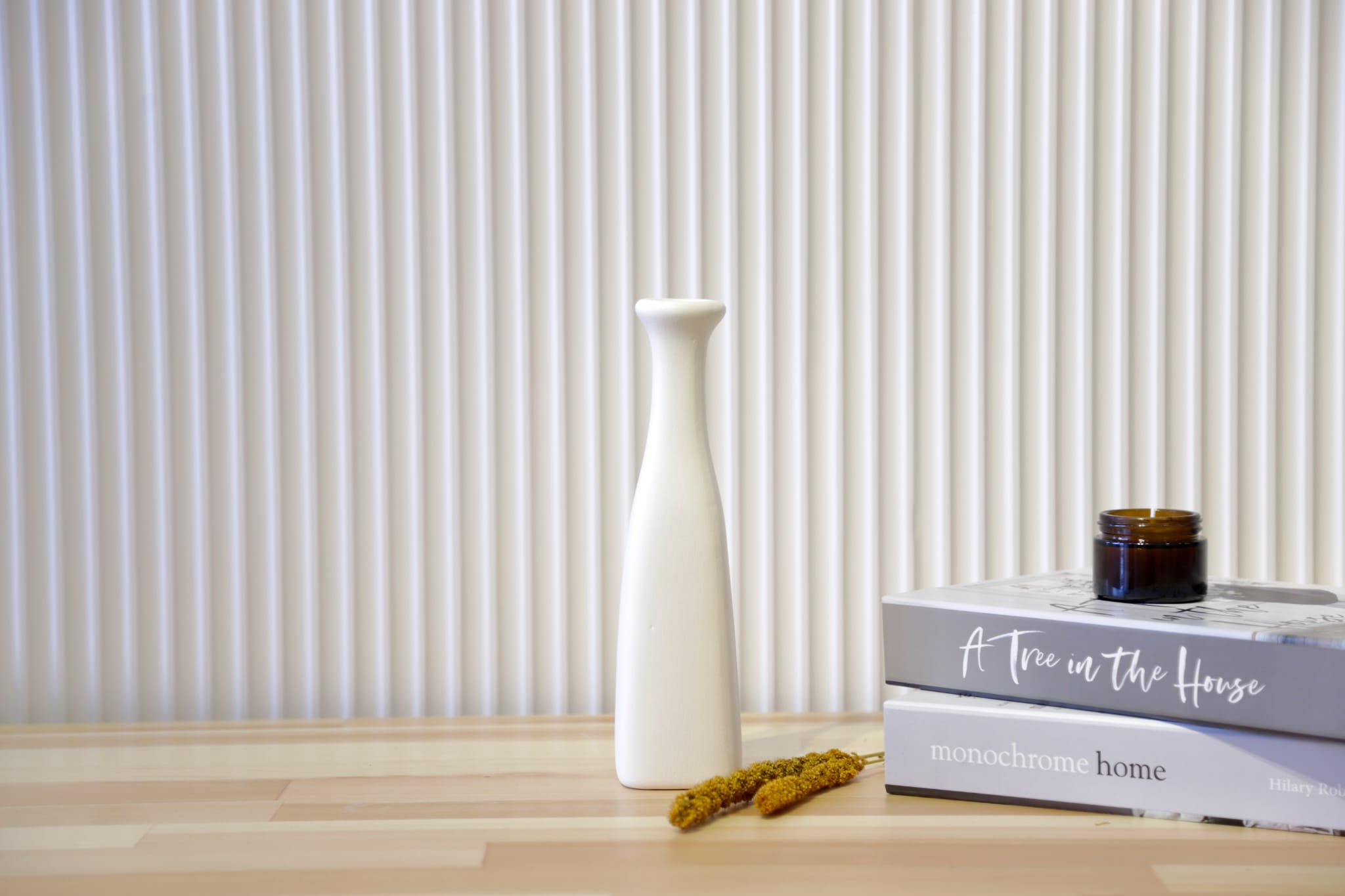 Persei Ceramic Vase Small White